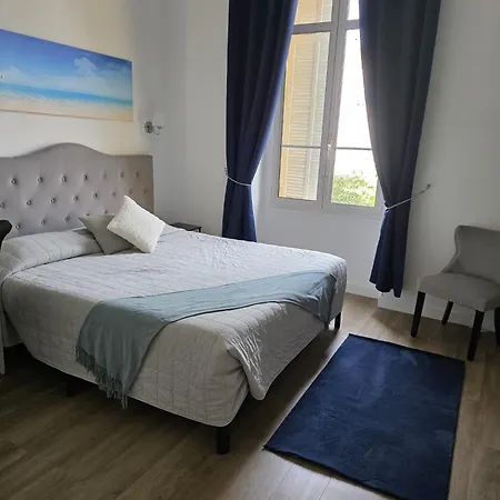 3br Sea View Private Terrace Steps To Old Town & Palais * Cannes