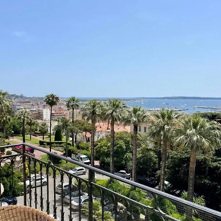 Newly Renovated! Harbour View On Balcony Terrace Канны