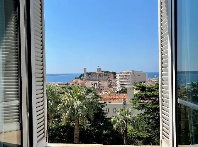 Newly Renovated! Harbour View On Balcony Terrace Apartman