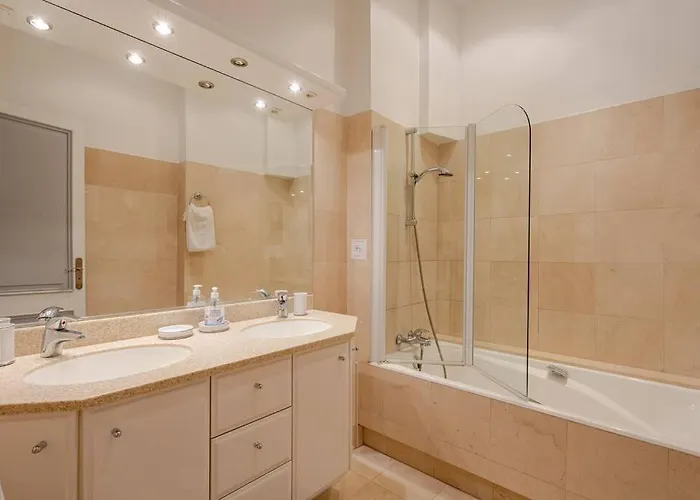 Apartman Newly Renovated! Harbour View On Balcony Terrace
