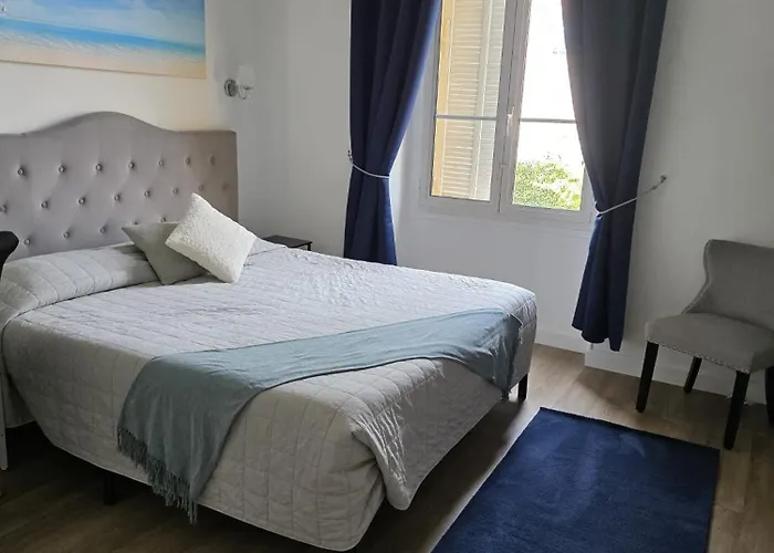 Newly Renovated! Harbour View On Balcony Terrace * Cannes