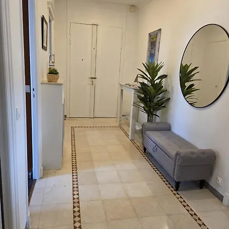 3br Sea View Private Terrace Steps To Old Town & Palais *